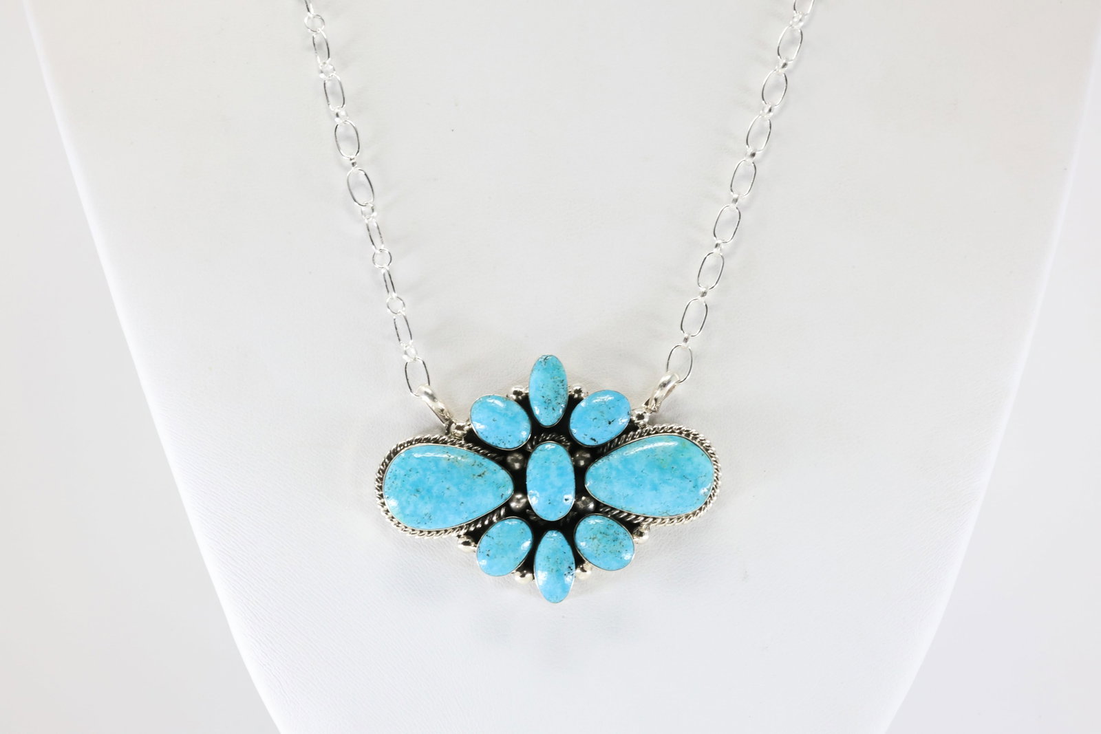 Native America Navajo Sterling Silver Turquoise Necklace By Phyllis A. Smith.: This is a Native America Navajo Sterling Silver Turquoise Necklace By Phyllis A. Smith. Stamp P.A. Smith. Necklace Length: 18.00.
