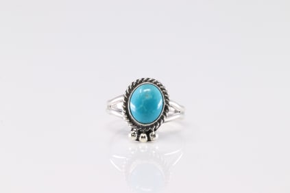 Sterling Silver Turquoise Ring.
