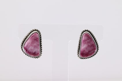 Native America Navajo Sterling Silver Purple Spiny Oyster Post Earring's By Irene Kee.