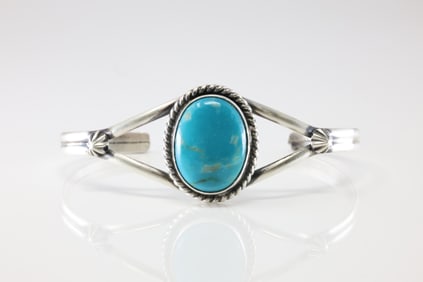 Native America Navajo Sterling Silver Number 8 Turquoise Bracelet Cuff By Donovan Skeet.