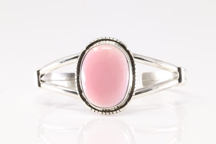 Native America Navajo Sterling Silver Pink Conch Shell Bracelet Cuff By S.E.