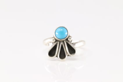Native America Navajo Sterling Silver Turquoise Ring By Geraldine James.