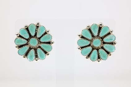 Native America Navajo Sterling Silver Kingman Turquoise Post Earring's By Alicia Wilson.