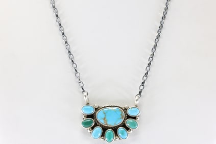 Native America Navajo Sterling Silver Kingman Turquoise Necklace By Geraldine James.