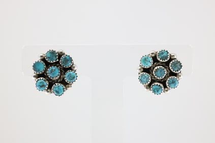 Native America Navajo Sterling Silver Kingman Turquoise Post Earring's By Maxine Ramirez.
