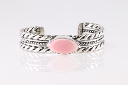 Native America Navajo Sterling Silver Pink Conch Bracelet Cuff By Roy Tom.
