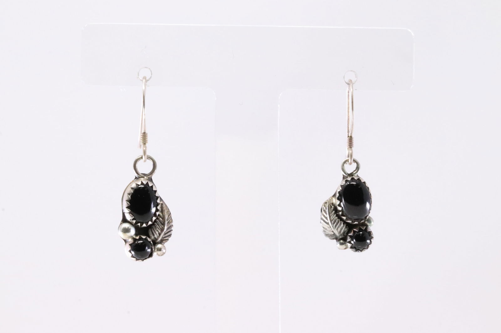 Native America Navajo Sterling Silver Black Onyx Dangling Earring's By RB. (1 of 3)