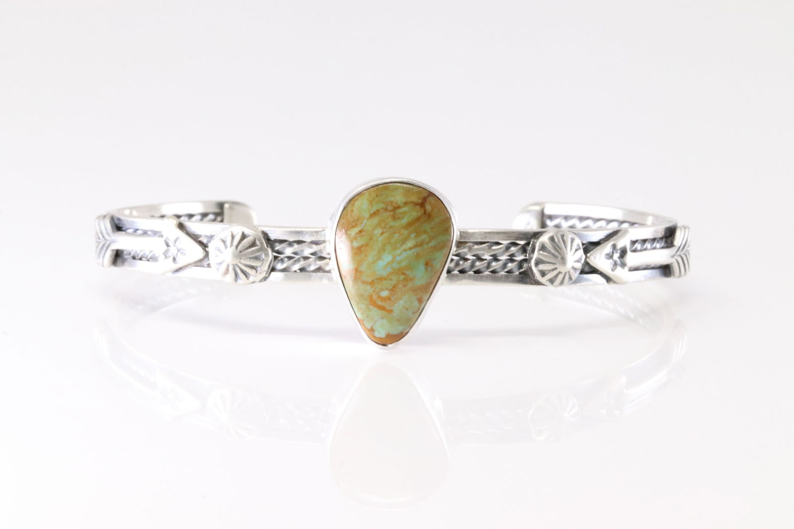 Sterling Silver Turquoise Bracelet Cuff.: This is a Sterling Silver Turquoise Bracelet Cuff.