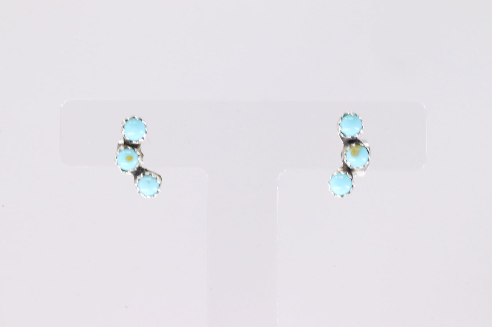 Sterling Silver Kingman Turquoise Post Earring's.: This is a Sterling Silver Kingman Turquoise Post Earring's.