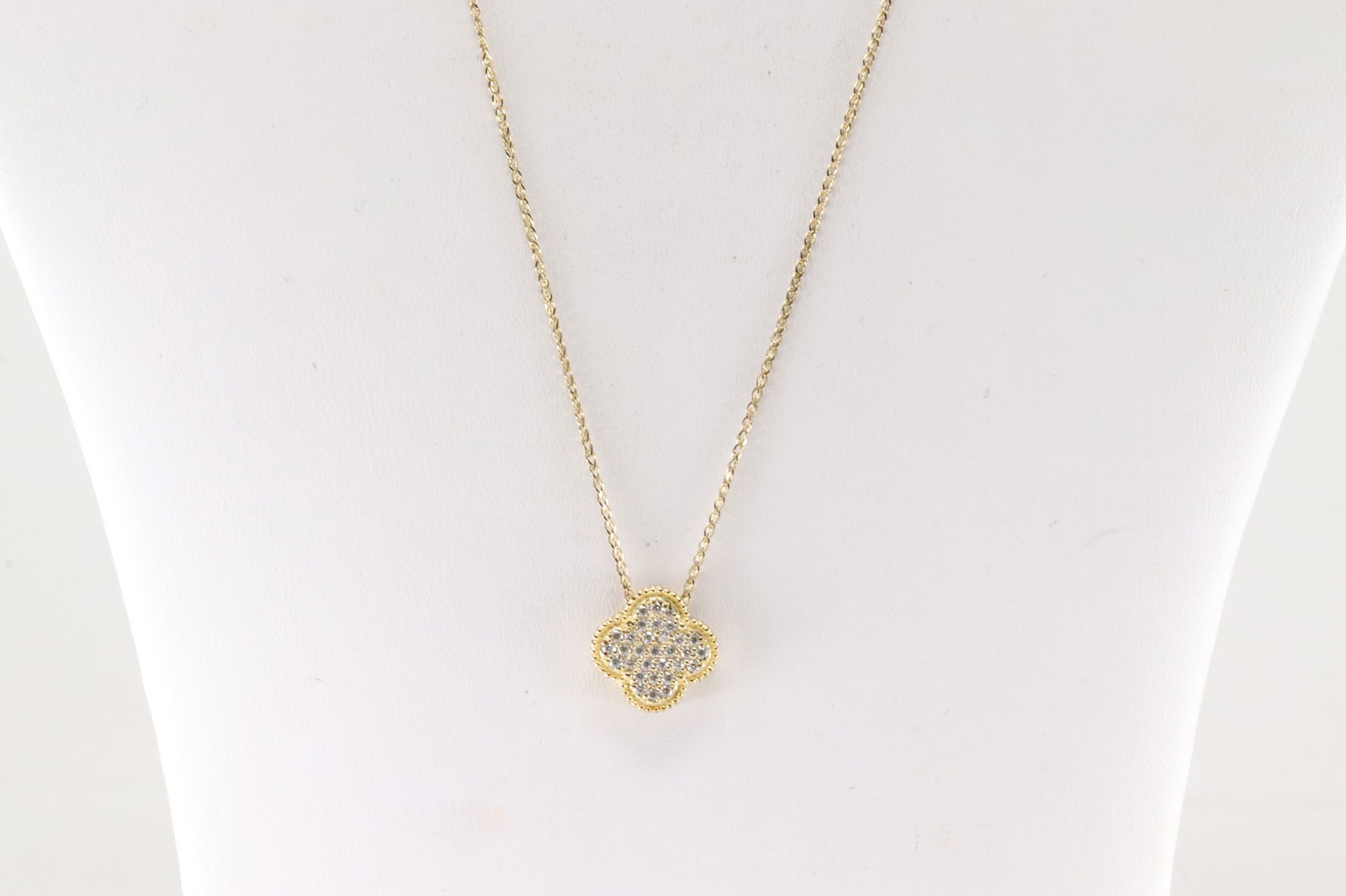 Diamond Clover Pendant / Necklace 14Kt.: 14Kt Yellow Gold Diamond Clover Pendant / Necklace. This necklace has clover pendant with 30 saprkling diamonds. Necklace length: 20.00" Total weight: 2.90 Grams.