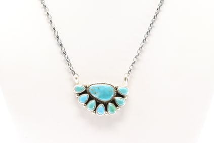 Native America Navajo Sterling Silver Kingman Turquoise Necklace By Gerildine James.