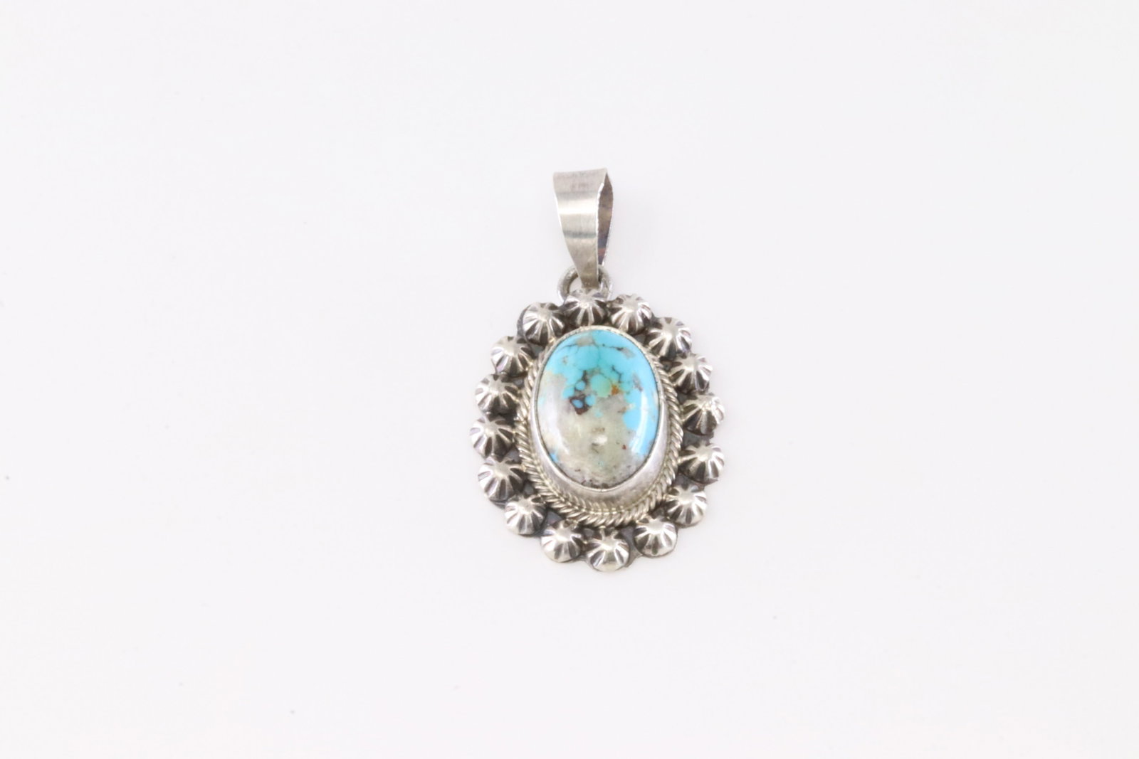 Native America Navajo Sterling Silver Kingman Turquoise Pendant By Scott Skeets.: This is a Native America Navajo Sterling Silver Kingman Turquoise Pendant By Scott Skeets.
