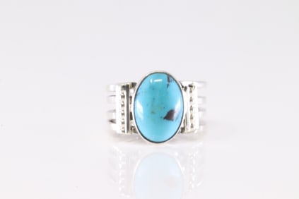 America Sterling Silver Kingman Turquoise Ring.