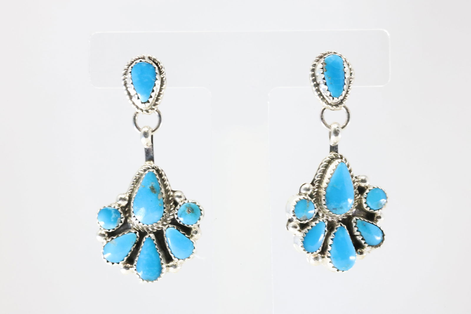 Native America Zuni Sterling Silver Kingman Turquoise Post Dangling Earring's By Alicia Wilson.: This is a Native America Zuni Sterling Silver Kingman Turquoise Post Dangling Earring's By Alicia Wilson. Stamp SIS AJW.