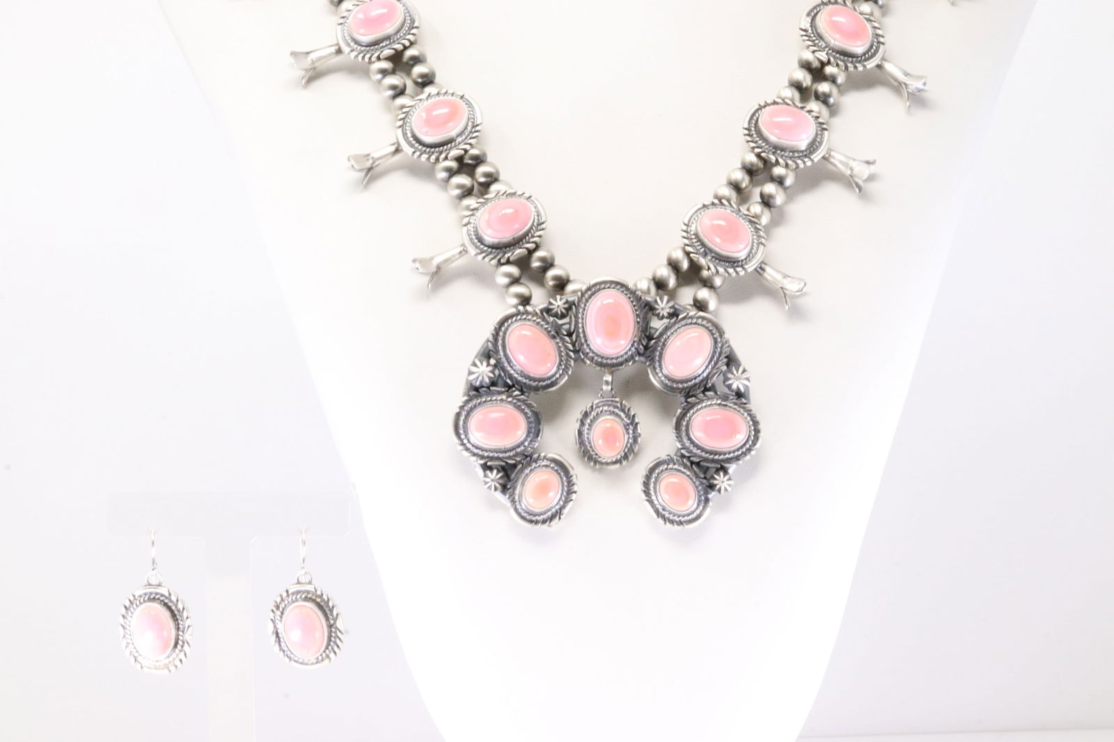 Native America Navajo Sterling Silver Pink Conch Shell Squash Blossom Necklace & Earring's Set By (1 of 8)