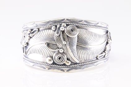 Native America Navajo Sterling Silver Bracelet Leaf Cuff By Darrell Morgan.