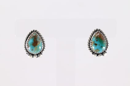 Native America Navajo Sterling Silver Kingman Turquoise Post Earring's By Freda Martinez.