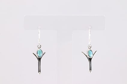 America Sterling Silver Turquoise Dangling Earring's.