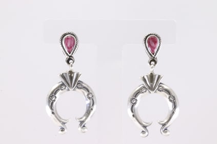 America Sterling Silver Purple Spiny Osyter Naja Post / Dangling Earring's.