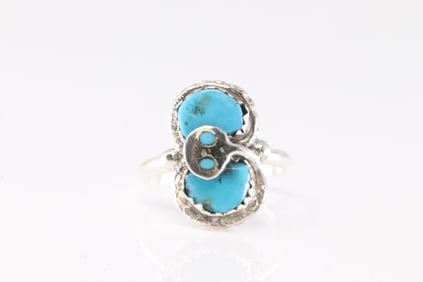 Native America Zuni Sterling Silver Turquoise Ring By Effie C.