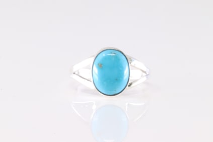America Sterling Silver Turquoise Ring.