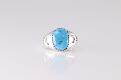 Native America Navajo Sterling Silver Turquoise Ring By ML.