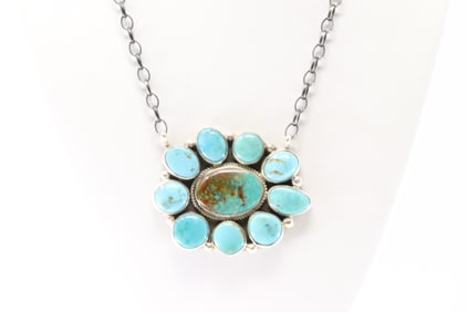Native America Navajo Sterling Silver Kingman Turquoise Necklace By Gerlidine James.