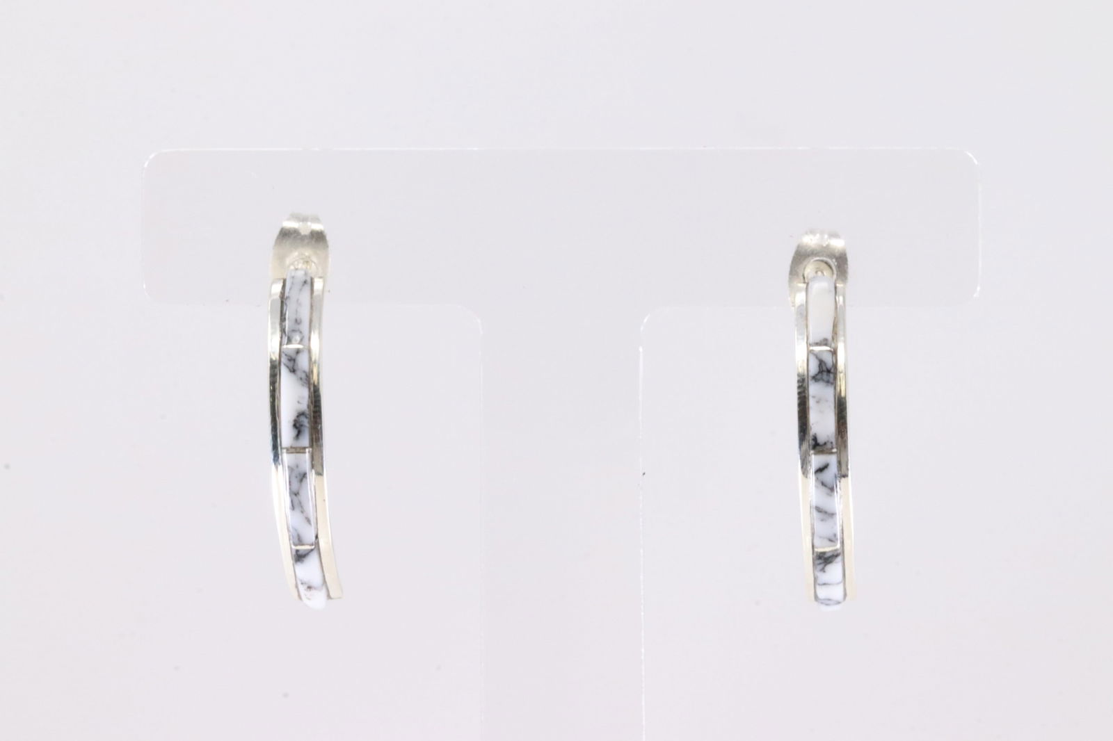 America Sterling Silver White Buffalo Hoop Earring's.: This is a America Sterling Silver White Buffalo Hoop Earring's.