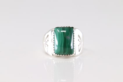 America Sterling Silver Malachite Stone Ring.