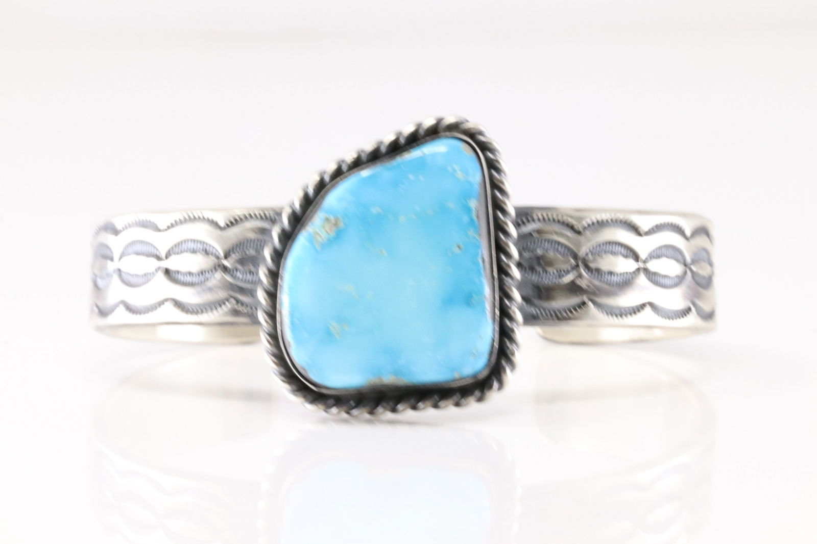 Native America Navajo Sterling Silver Turquoise Bracelet Cuff By Chimnes B.: This is a Native America Navajo Sterling Silver Turquoise Bracelet Cuff By Chimnes B.