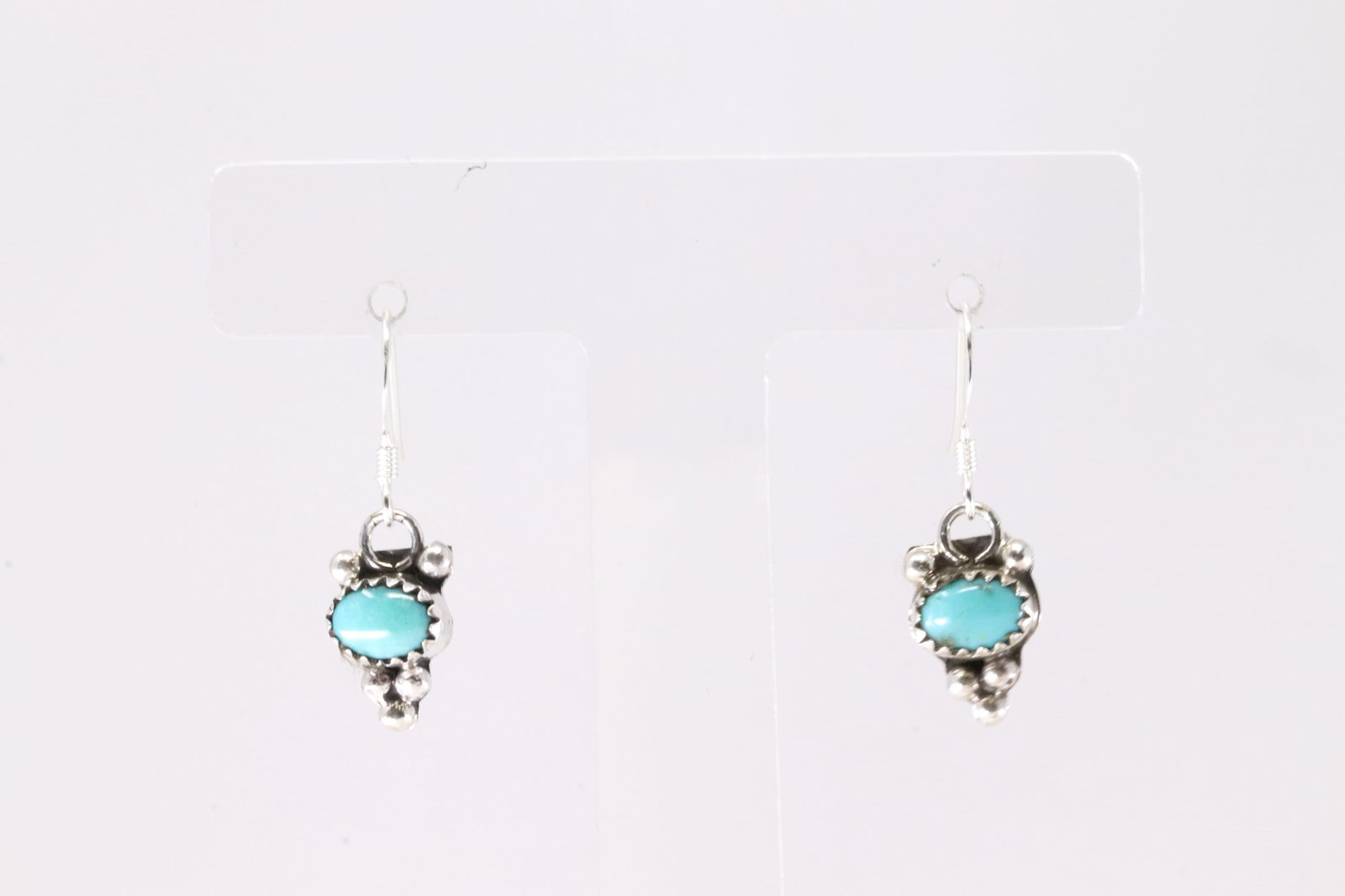 Sterling Silver Turquoise Dangling Earring's.: This is a Sterling Silver Turquoise Dangling Earring's.