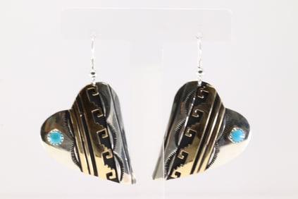 Native America Navajo Sterling Silver Turquoise Heart Dangling Earring'a By T/R Singer.