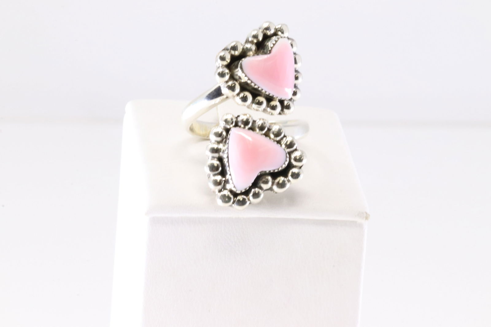 America Sterling Silver Pink Conch Heart Ring.: This is a America Sterling Silver Pink Conch Heart Ring. Ring Size: 8.00.