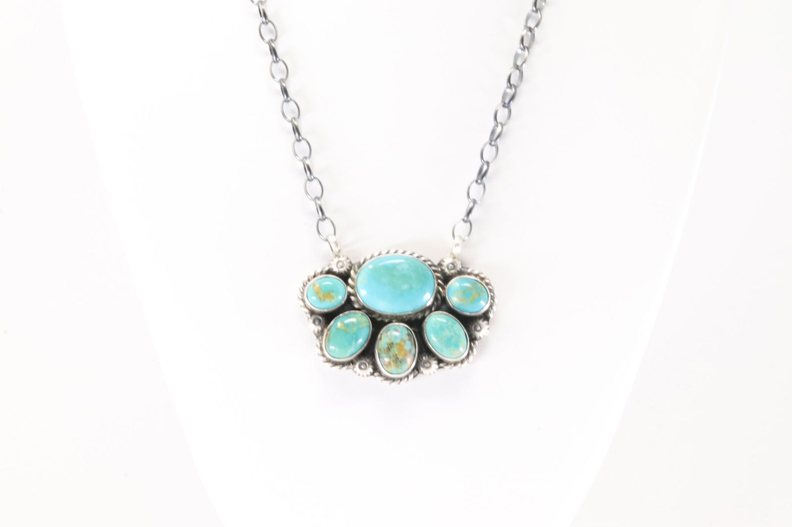 Native America Navajo Sterling Silver Kingman Turquoise Necklace By Augustine Largo. (1 of 4)
