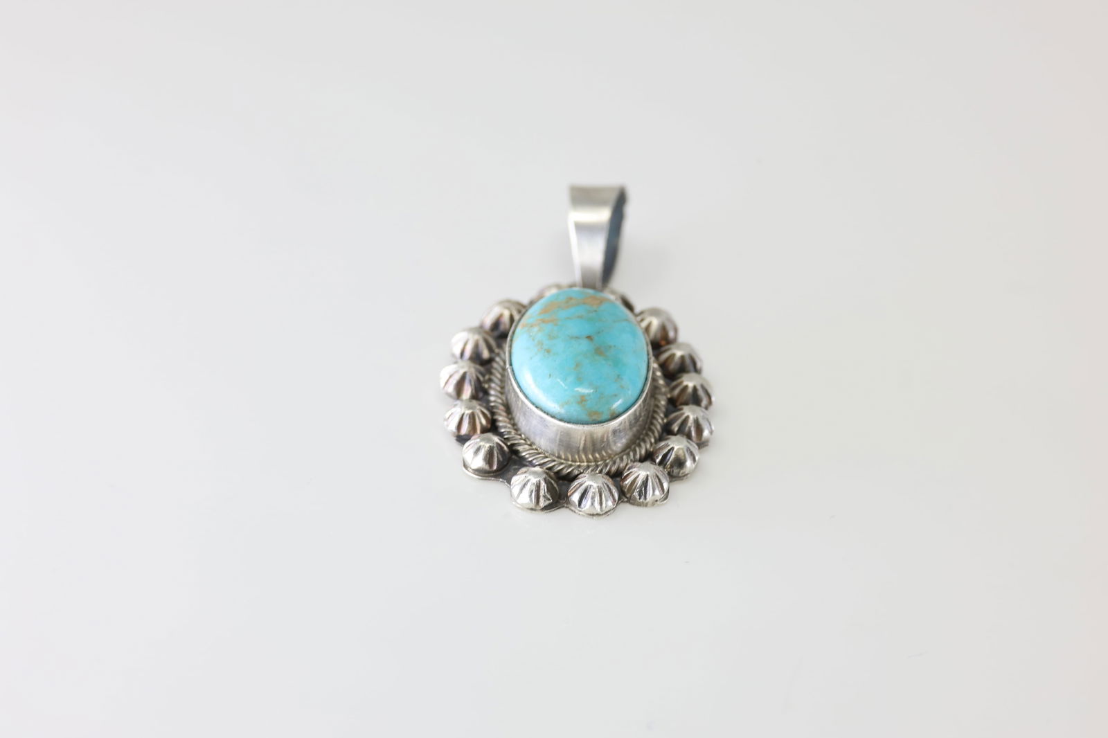 Native America Navajo Sterling Silver Kingman Turquoise Pendant By Scott Skeets. (1 of 3)