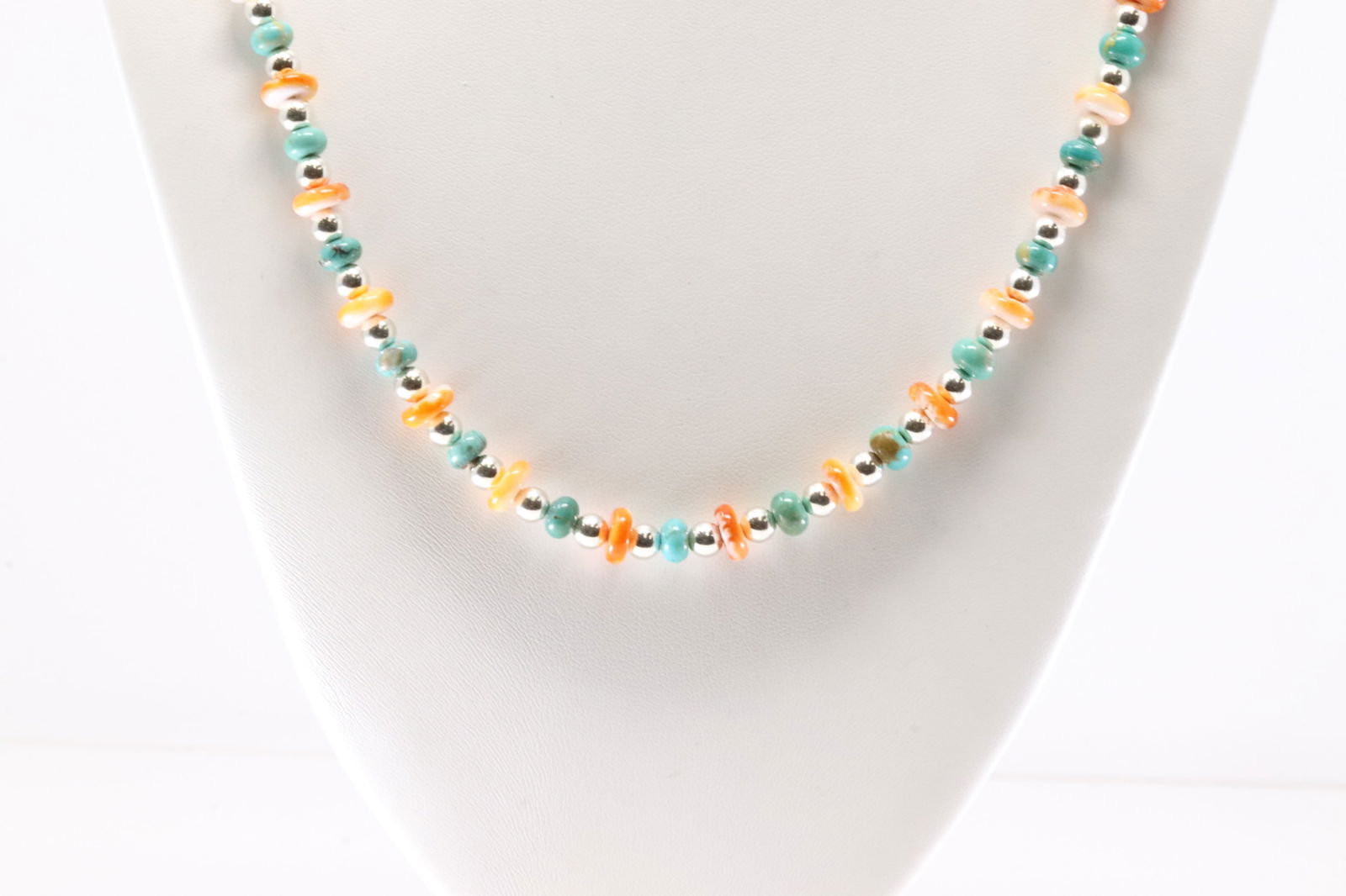 America Sterling Silver Spiny Oyster & Turquoise Pearl Beaded Necklace. (1 of 3)