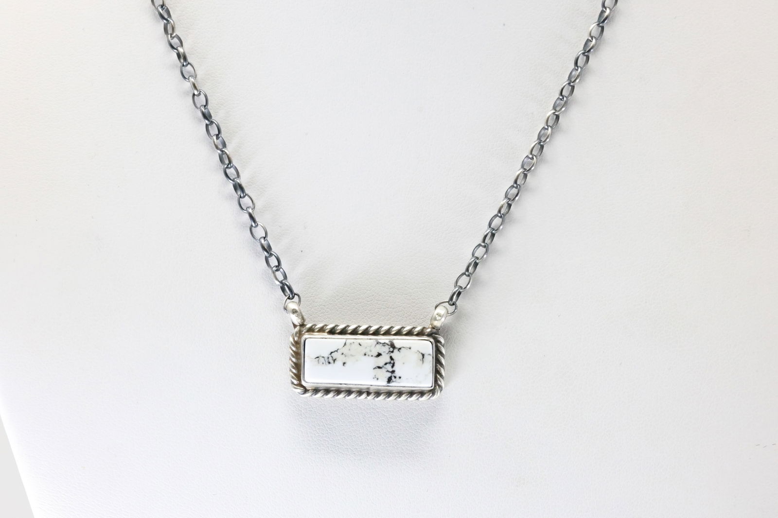 Native America Navajo Sterling Silver White Buffalo Necklace By C.Belone.: This is a Native America Navajo Sterling Silver White Buffalo Necklace By C.Belone. Stamp C. Belone. Necklace Length: 16.00.