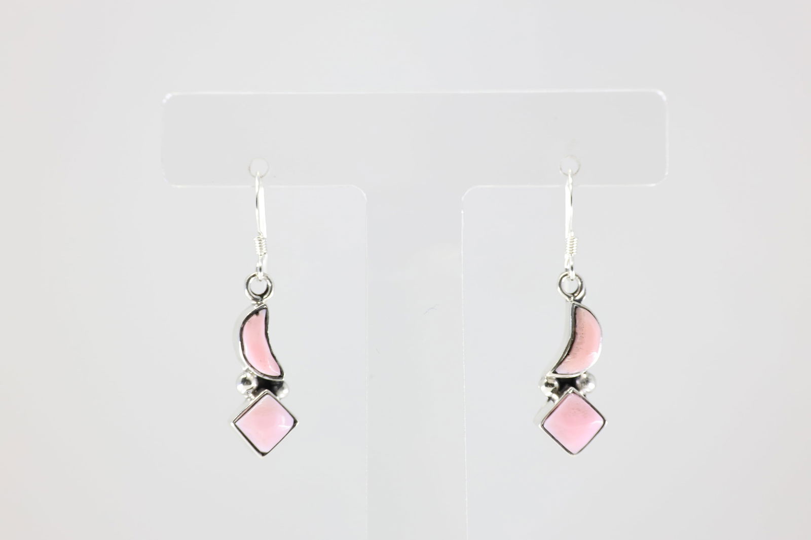 Native America Navajo Sterling Silver Pink Conch Dangling Earring's By RB. (1 of 3)