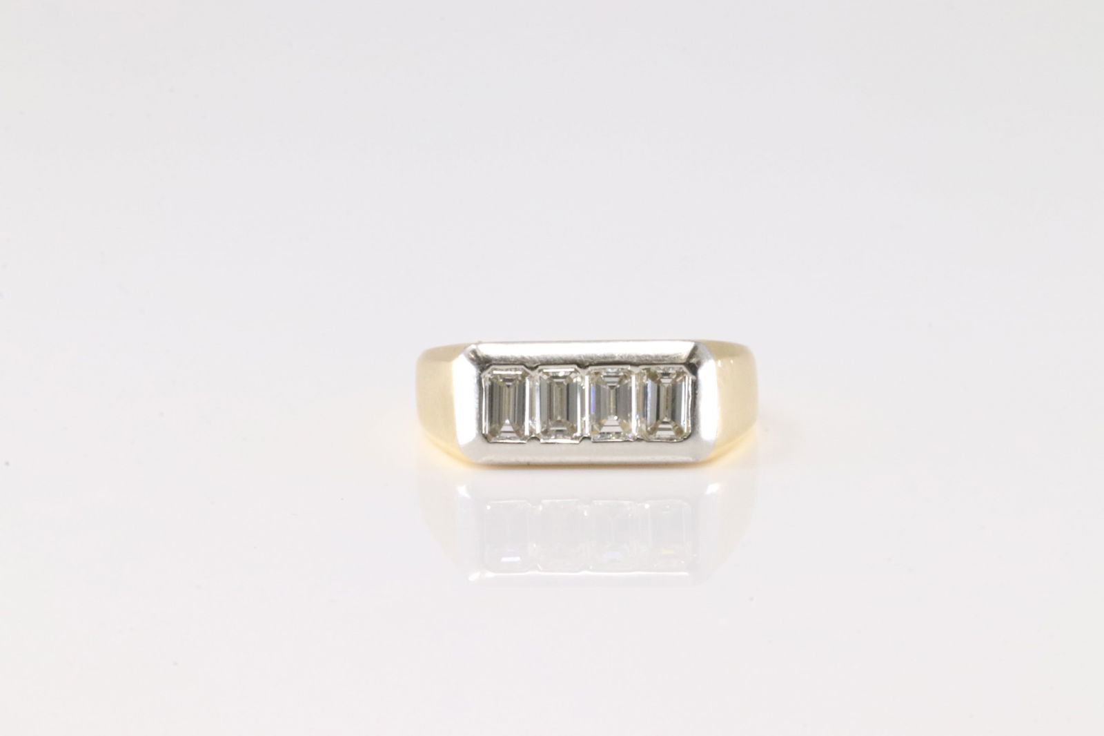Baguette Diamond Ring 18Kt. (1 of 4)
