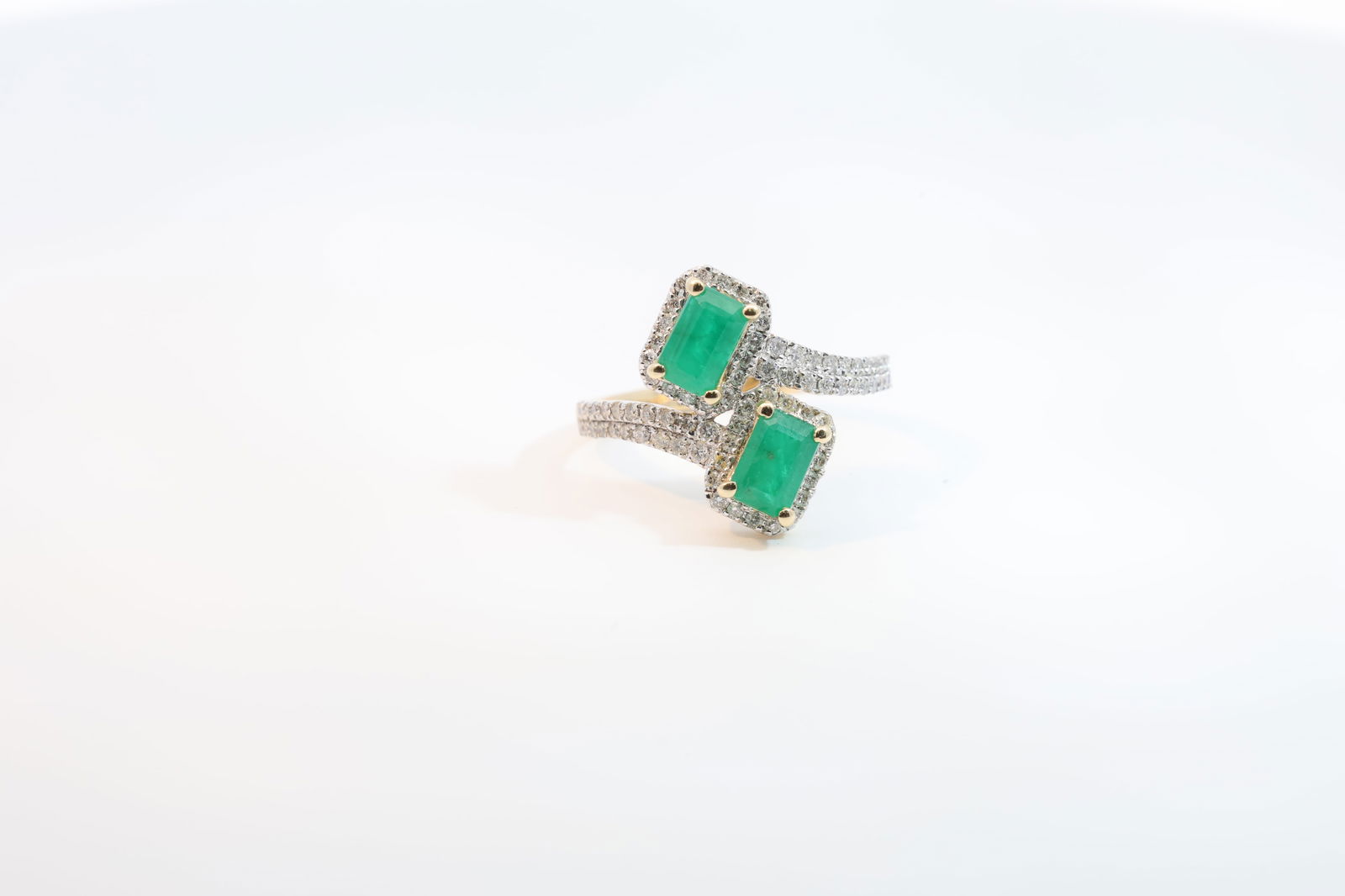 Emerald & Diamond Ring 14Kt. (1 of 4)