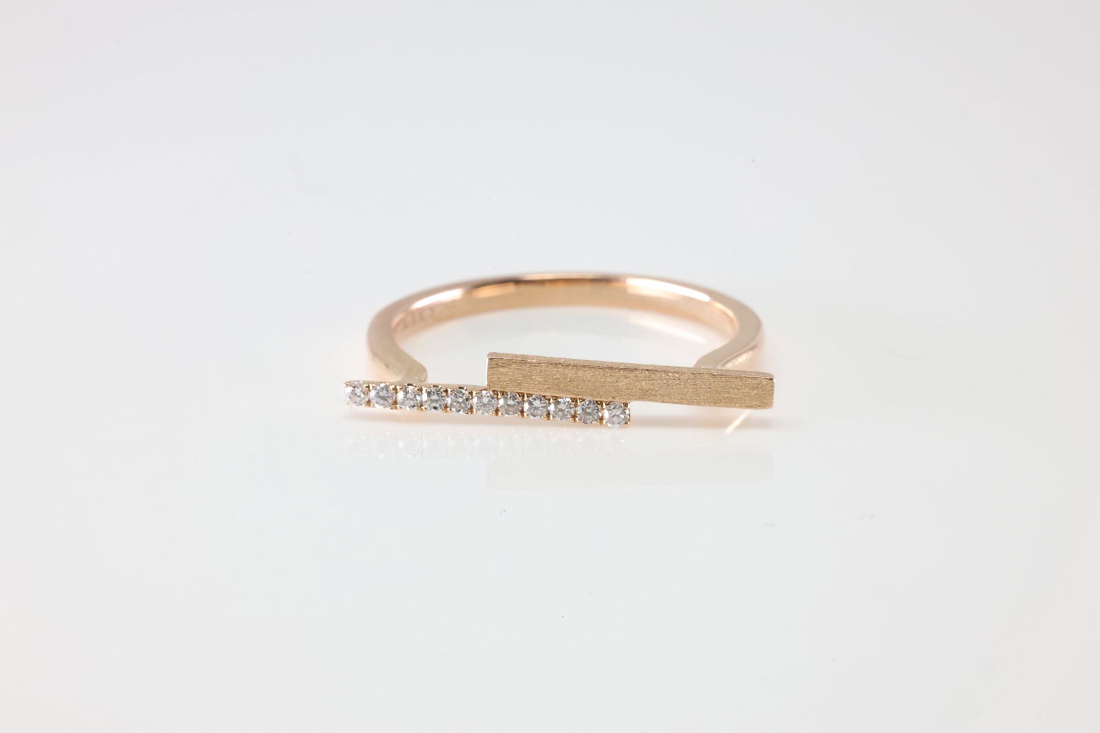 Diamond Ring 14Kt. - 2