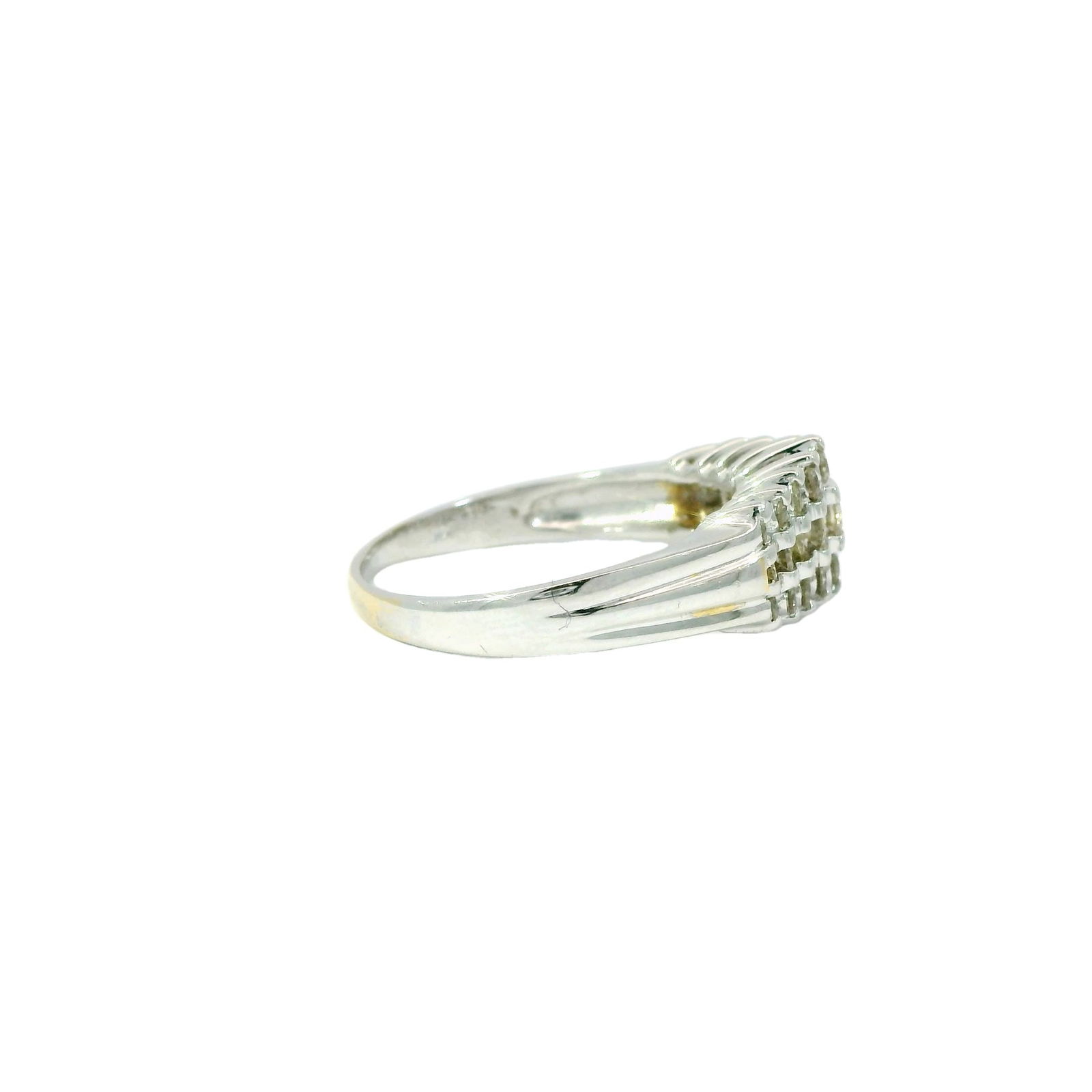 14KT Diamond Ring - 4