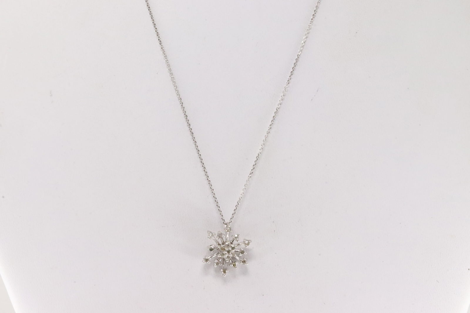 Diamond Pendant / Necklace 10Kt. (1 of 4)