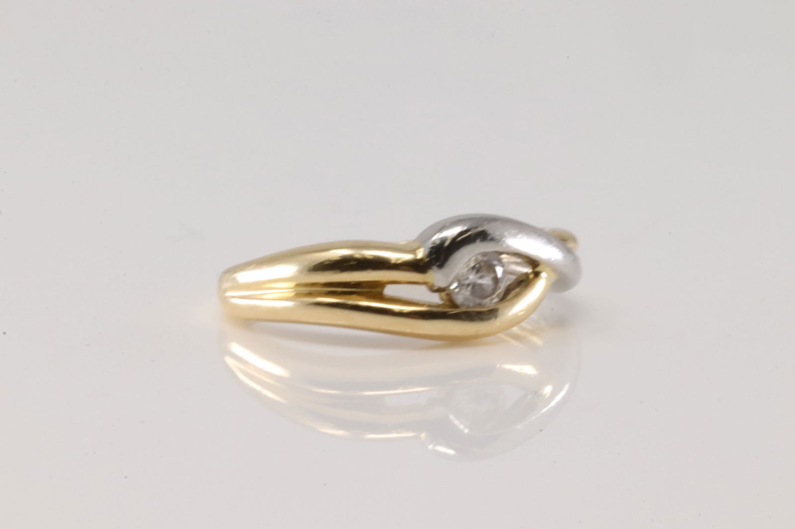 Diamond Ring 18Kt. - 2