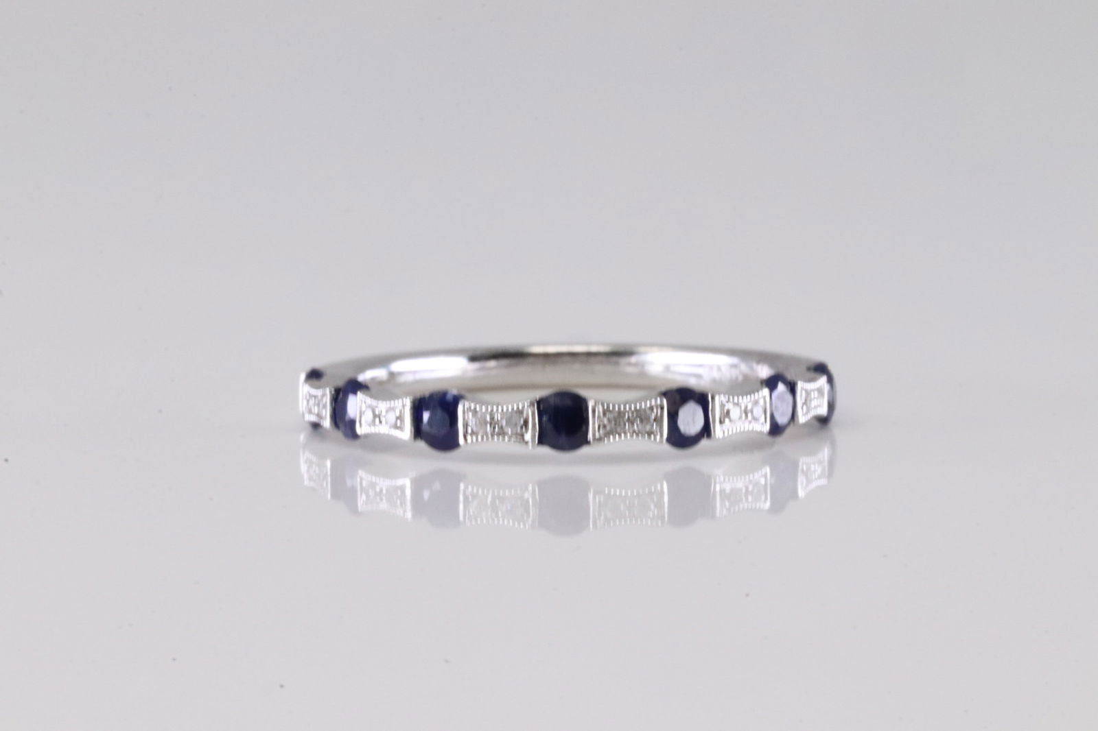 Sapphire & Diamond Ring 14Kt. (1 of 4)