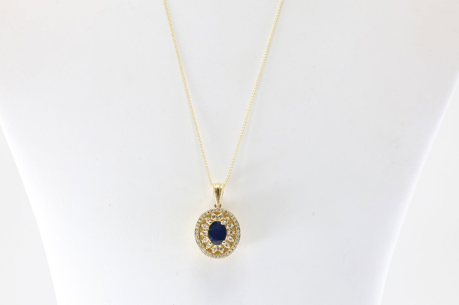 Sapphire & Diamond Pendent / Necklace 14Kt.: Ladies 14Kt Yellow Gold Sapphire & Diamond Pendent / Necklace. This Necklace has Pendent With Solitaire Sapphire Gemstone & 72 Round Sparkling Diamonds. Diamond Weight Approx: 0.75 ctw Necklace