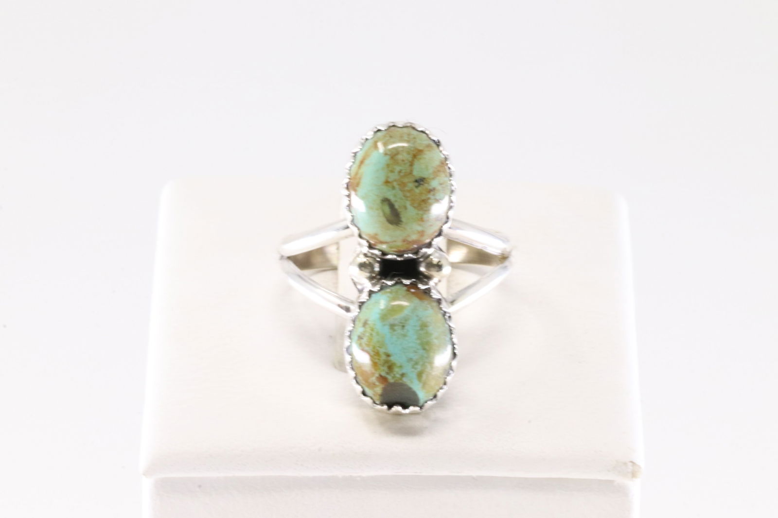 America Sterling Silver Turquoise Ring. (1 of 3)