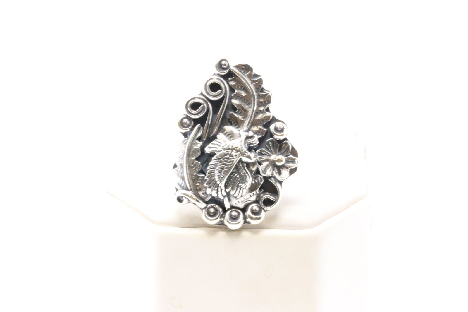 Native America Navajo Sterling Silver Eagle Feather & Flower Ring By Harry B. Yazzie. (1 of 4)