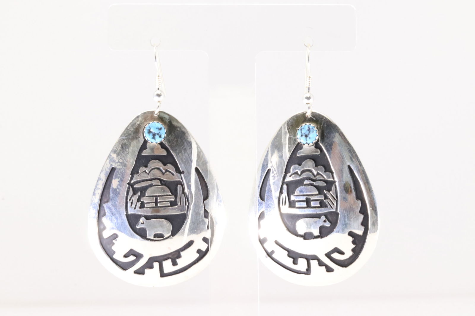 Native America Navajo Sterling Silver Turquoise Dangling Earring's By T/R Singer. (1 of 4)