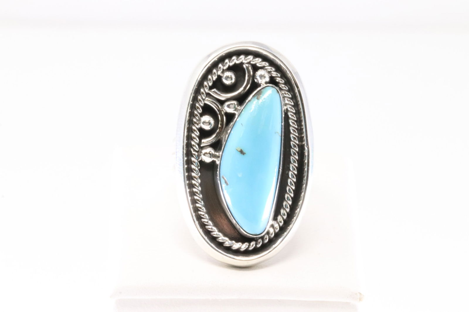 Native America Navajo Sterling Silver Turquoise Ring By Gregg Yazzie. (1 of 4)